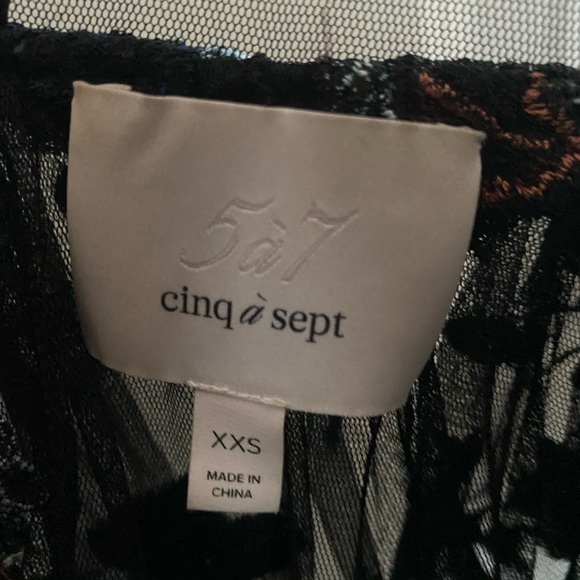 Cinq a sept blouse. EUC XXS - Picture 2 of 3